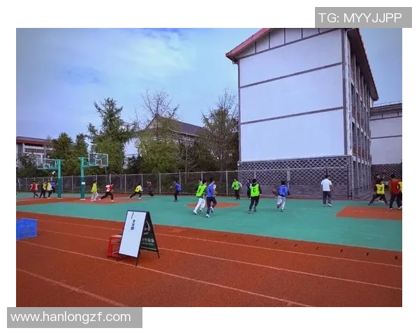 提升学生兴趣与参与度的体育课教学策略探讨